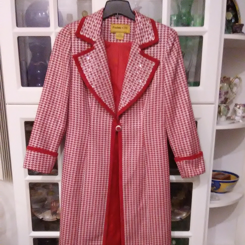 🔥Coat NWOT Red & white with silver sparkle coat - Gawwwgeous!